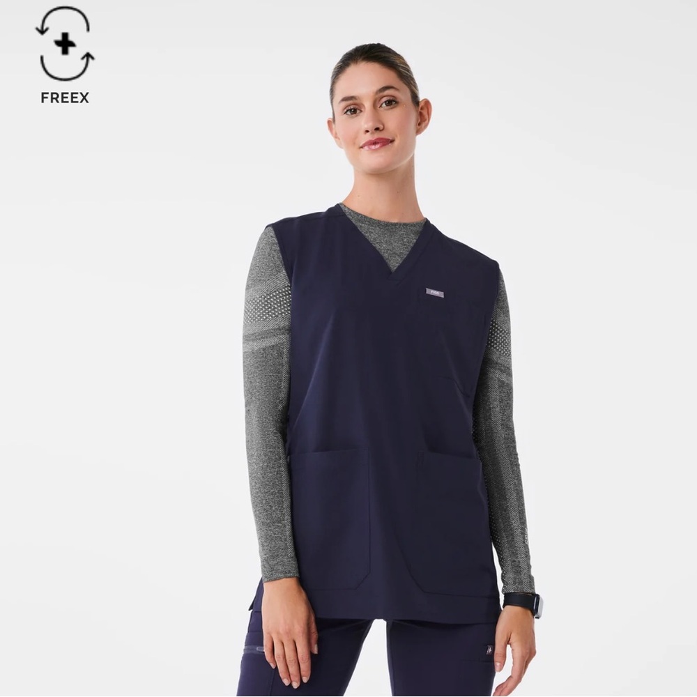 BRAND NEW FIGS SLEEVELESS SCRUB SMOCK